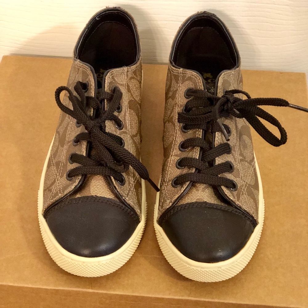 Coach low top sneaker